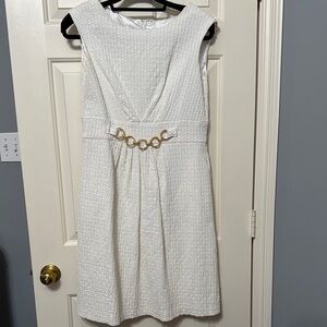 Studio I White Sheath Midi Dress with V-Neck and Cap Sleeves